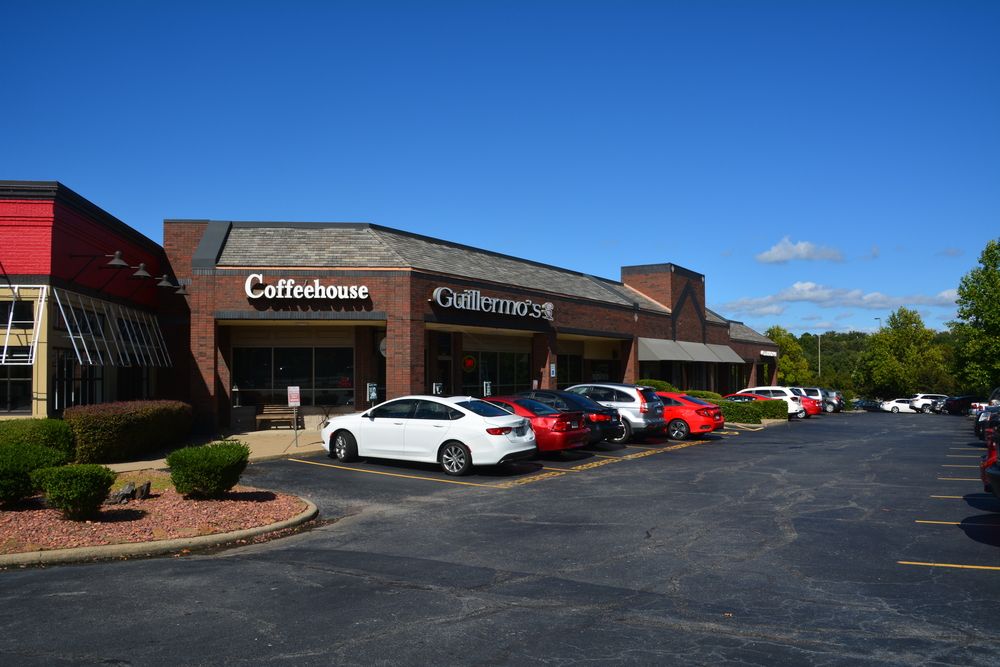 The Village at Pleasant Valley: 10700 N Rodney Parham Rd, Little Rock, AR 72212